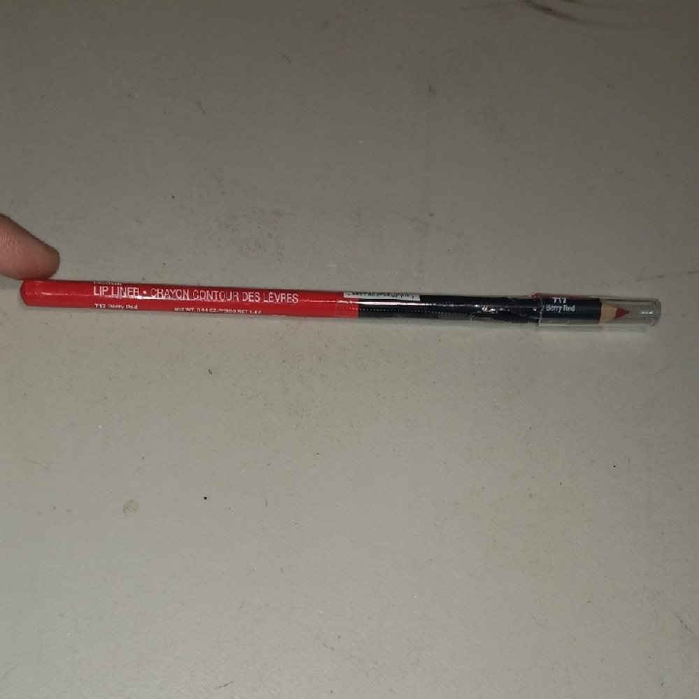 Berry Red Lip Liner Pencil